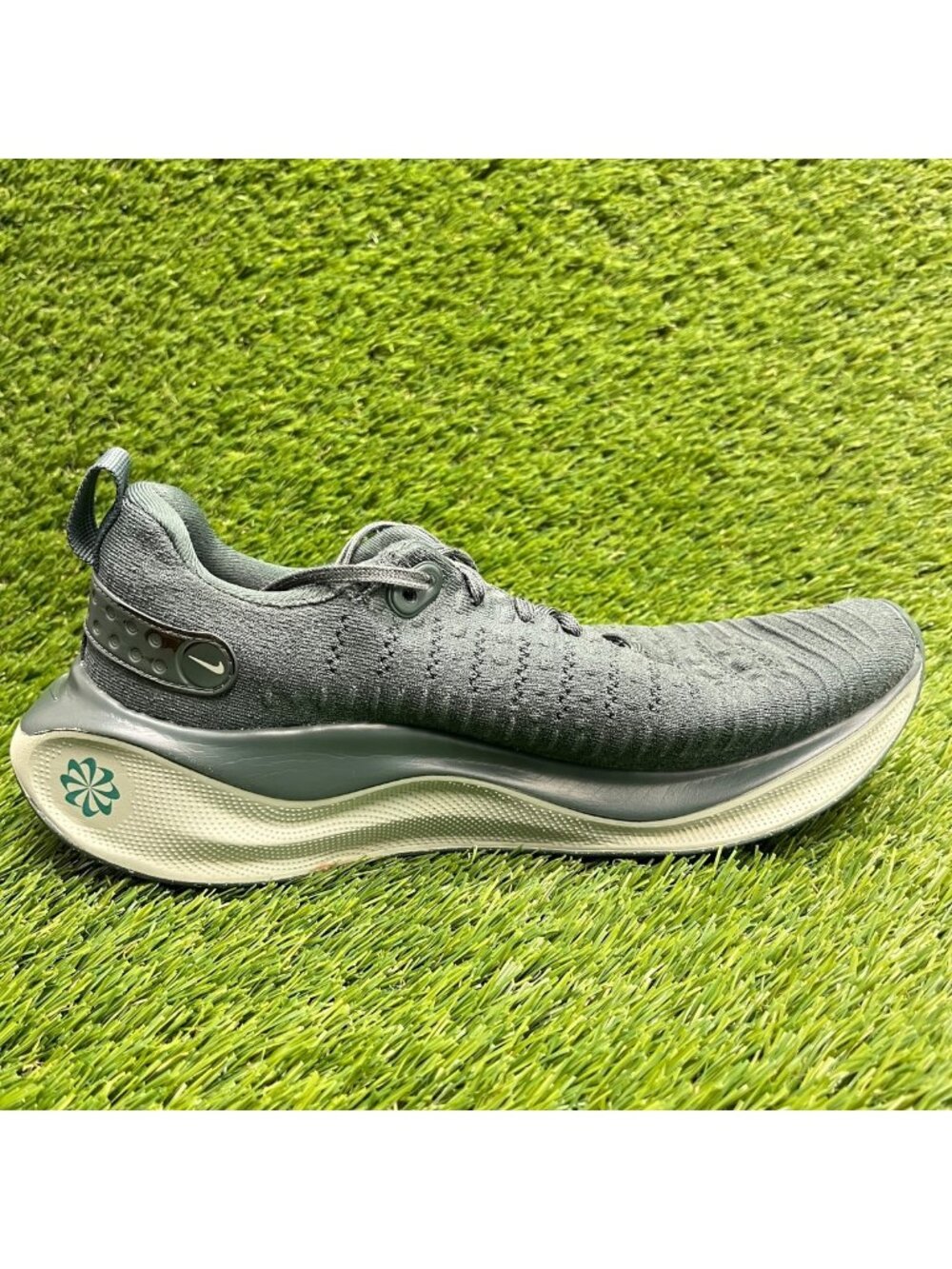 Nike ReactX Infinity Run 4 Vintage Green Womens Size 9.5 Running Shoes Sneakers - Picture 5 of 11